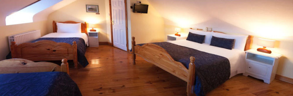 Mccarthy'S Lodge B&B Westport Esterno foto