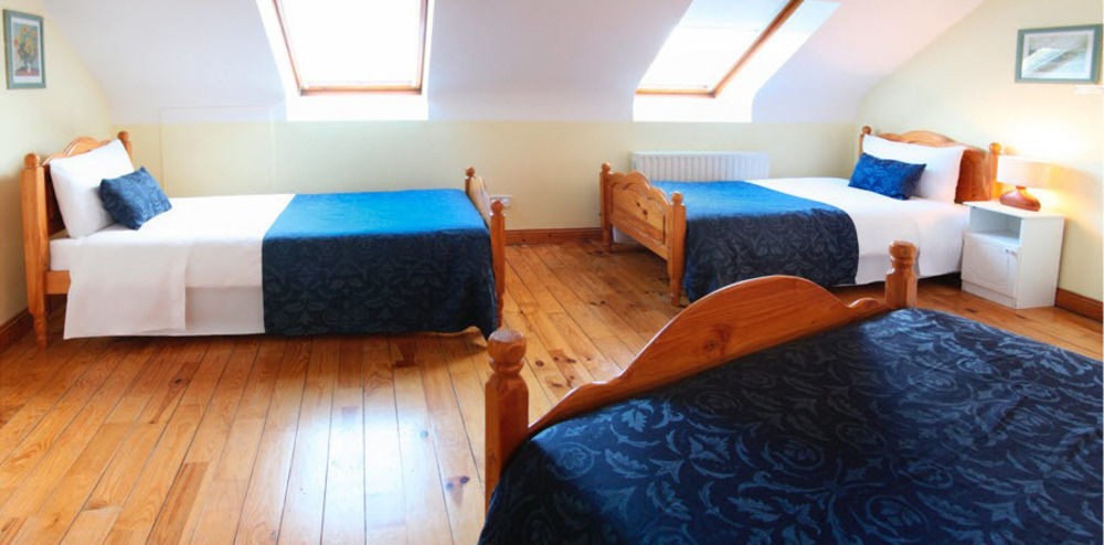 Mccarthy'S Lodge B&B Westport Esterno foto