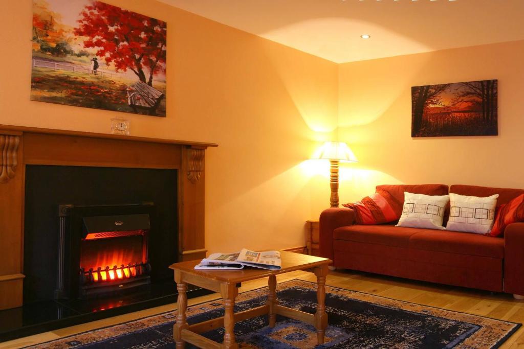 Mccarthy'S Lodge B&B Westport Esterno foto